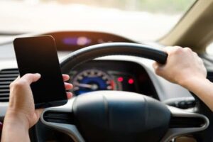 car accidents caused by cell phone