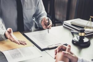 5 Reasons to Call a Personal Injury Lawyer
